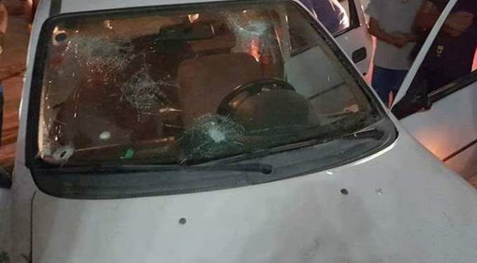 قوات الاحتلال تقتل شابا وتصيب آخر في إطلاق نار على سيارتهما