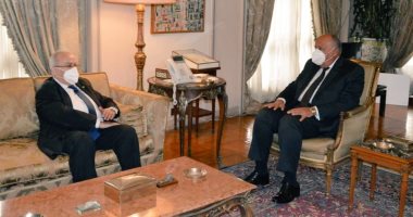 وزير الخارجية سامح شكرى يستقبل وزير خارجية الجزائر