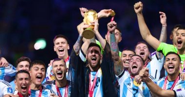 الأرجنتين لحظة التتويج بكأس العالم