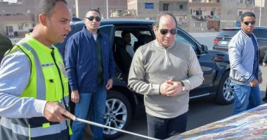 الرئيس السيسى يتفقد مشروعات الطرق بالجيزة